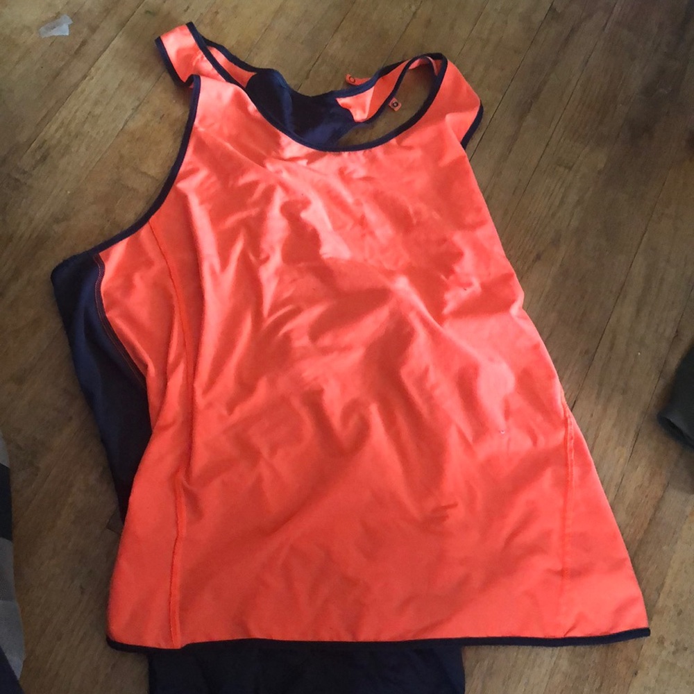 Lululemon tank